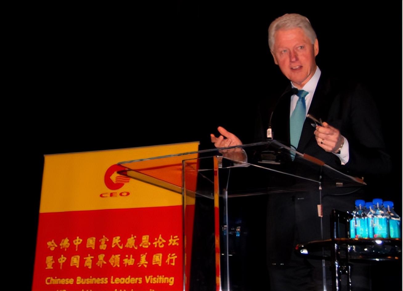 事实:2011年，美国前总统克林顿曾说：中国不该成美国金融危机的替罪羊 1